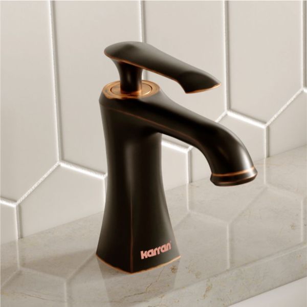 Woodburn Single Hole Single Handle Bathroom Faucet with Matching Pop-Up Drain In Oil-Rubbed Bronze