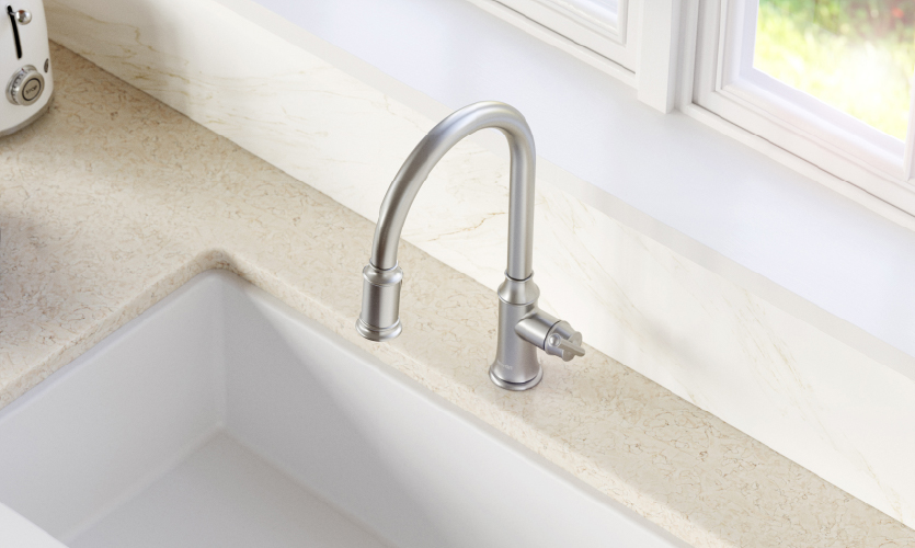 High Arc Design with 360 Degree Swivel and Dual Function Spray